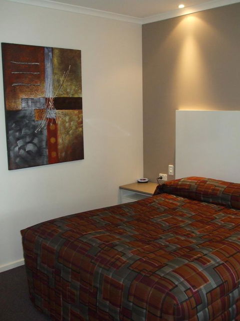 McLaren Vale Motel & Apartments - Darwin Holiday 7
