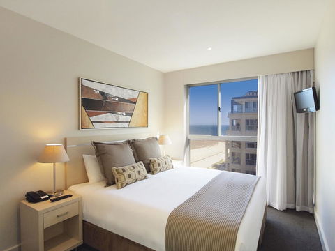 Oaks Glenelg Plaza Pier Suites - Darwin Holiday 2