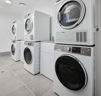 Charlestown Executive Apartments - Darwin Holiday