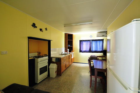Baudin Beach Apartments - Darwin Holiday 4