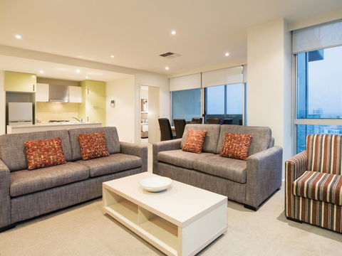 Oaks Glenelg Liberty Suites - Darwin Holiday 25