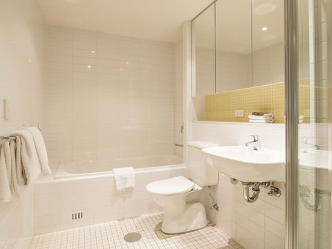 Oaks Glenelg Liberty Suites - Darwin Holiday 26