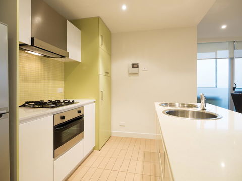 Oaks Glenelg Liberty Suites - Darwin Holiday 19