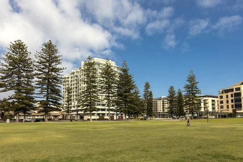 Oaks Glenelg Liberty Suites - Darwin Holiday 10
