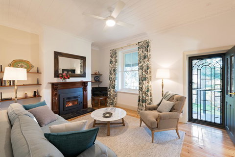 The Other House - Darwin Holiday 7