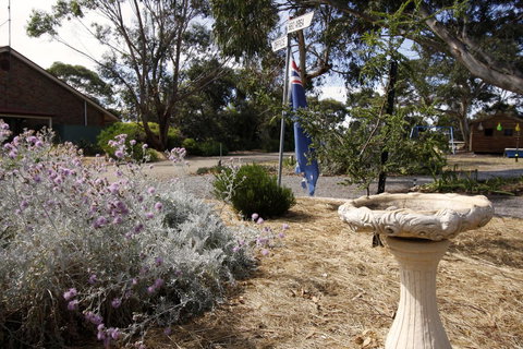 Cape Jervis Holiday Units - Darwin Holiday 17