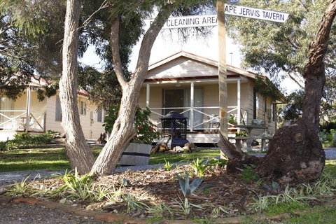 Cape Jervis Holiday Units - Darwin Holiday 19