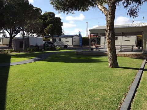 Ceduna Foreshore Caravan Park - Darwin Holiday 24