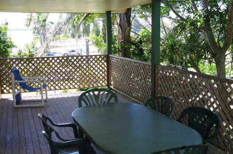 Bellhaven 1, 17 Willow Street - Darwin Holiday 2