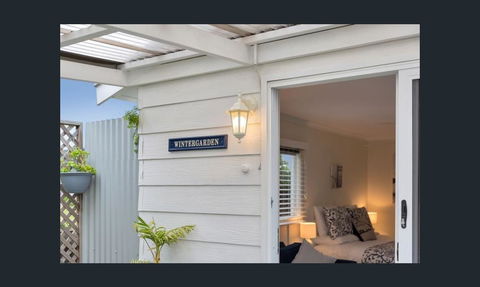 Wintergarden Beach Cabin - Darwin Holiday 4