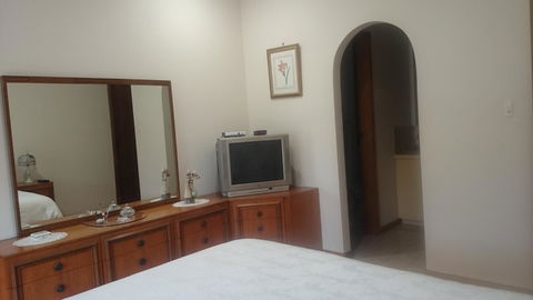 Gaerwood B&B - Darwin Holiday 6