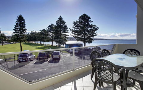 Tasman Beachside Apartment - Darwin Holiday 0