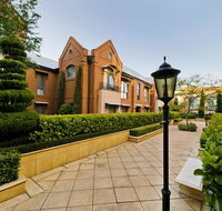 Majestic Old Lion Apartments - Darwin Holiday