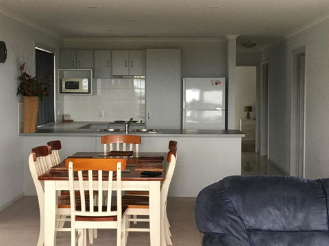 Kangaroo Island Bayview Villas - Darwin Holiday 17