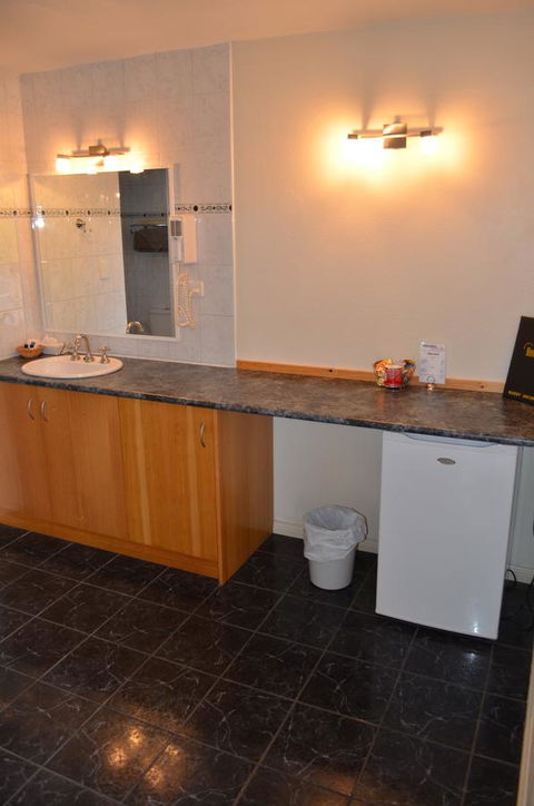Arkana Motor Inn & Terrace Apartments - Darwin Holiday 37