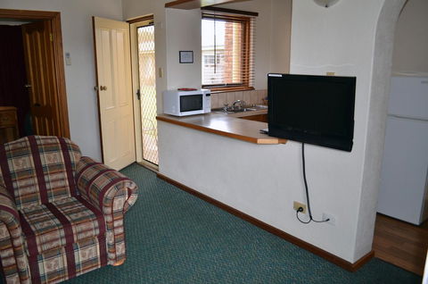 Arkana Motor Inn & Terrace Apartments - Darwin Holiday 35