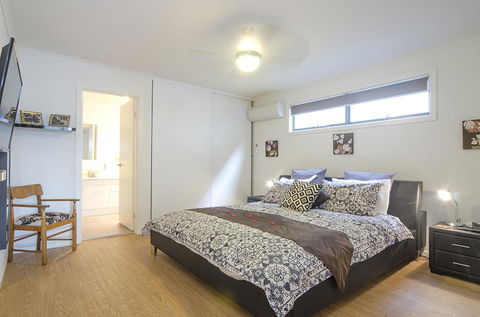 Seagrass Villas Normanville - Darwin Holiday 2