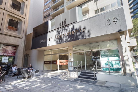 York Apartments On Grenfell - Darwin Holiday 7