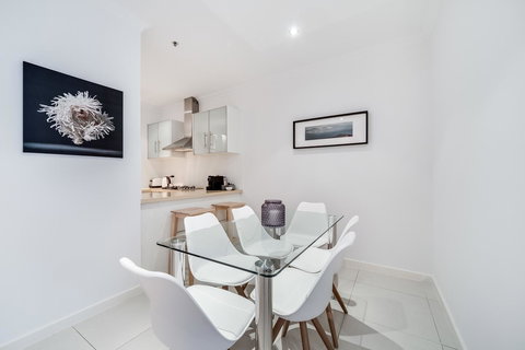 York Apartments On Grenfell - Darwin Holiday 6