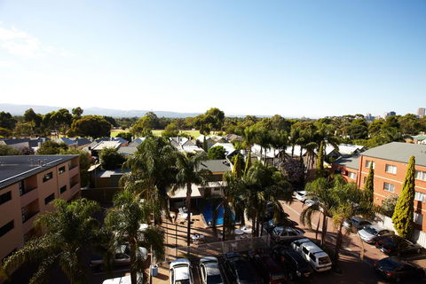 Comfort Hotel Adelaide Meridien - Darwin Holiday 2