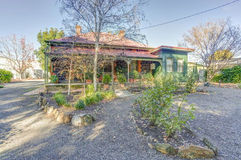 Tanunda Cottages - Darwin Holiday 9