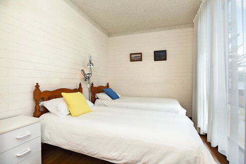 The Dolphins Beachfront Apartments - Darwin Holiday 8