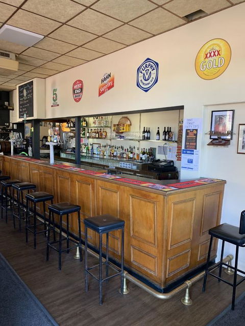 Commercial Hotel Morgan - Darwin Holiday 2