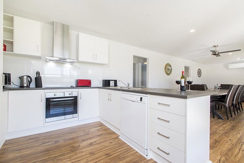 32 West B&B - Darwin Holiday 17