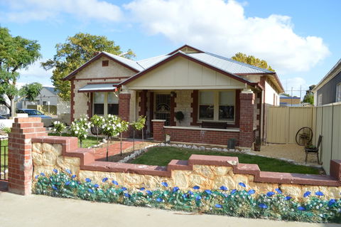 Two Cow Cottage Bed & Breakfast - Darwin Holiday 15