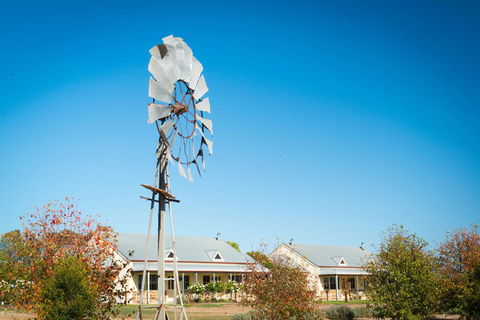 Barossa Vineyard Cottages - Darwin Holiday 6