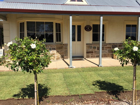 Barossa Vineyard Cottages - Darwin Holiday 44