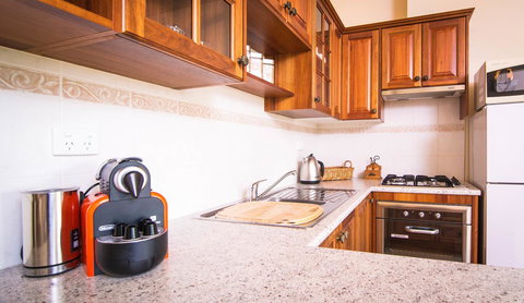 Barossa Vineyard Cottages - Darwin Holiday 35