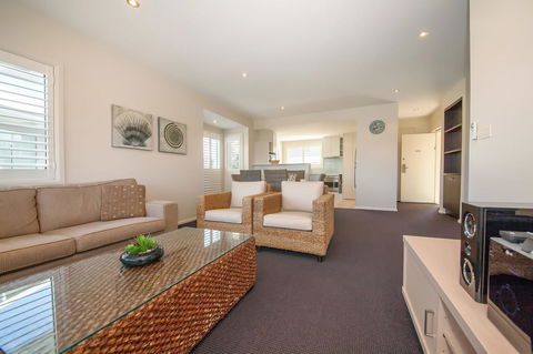 Pacific Blue 278-265 Sandy Pt Rd- Dual Key Access, Wifi, Linen And Air Conditioning - Darwin Holiday 5