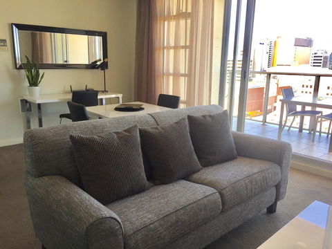 Adelaide DressCircle Apartments - North Terrace - Darwin Holiday 16