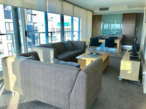 Adelaide DressCircle Apartments - North Terrace - Darwin Holiday 7