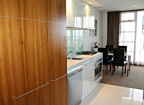 Adelaide DressCircle Apartments - North Terrace - Darwin Holiday 29