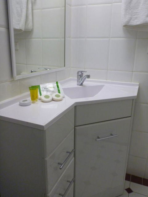 Ensenada Motor Inn And Suites - Darwin Holiday 15