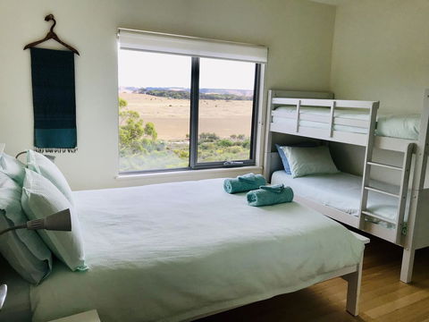 A Dune Escape - Darwin Holiday 22