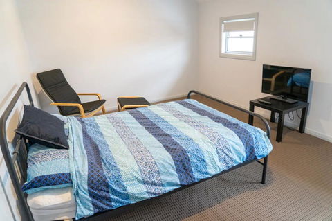 Gawler Townhouse 3 Bedroom - Darwin Holiday 24