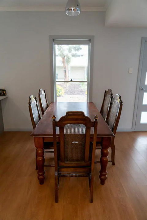 Gawler Townhouse 3 Bedroom - Darwin Holiday 21