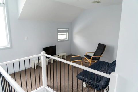Gawler Townhouse 3 Bedroom - Darwin Holiday 8