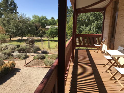 Kit Kat Cottage - Heritage Accommodation Burra - Darwin Holiday 17