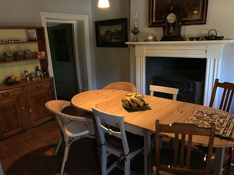 Kit Kat Cottage - Heritage Accommodation Burra - Darwin Holiday 34