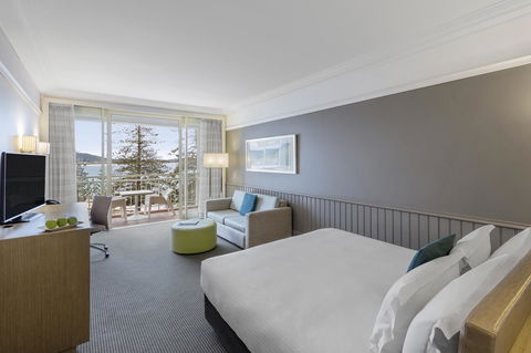 Crowne Plaza Terrigal Pacific, An IHG Hotel - Darwin Holiday 7