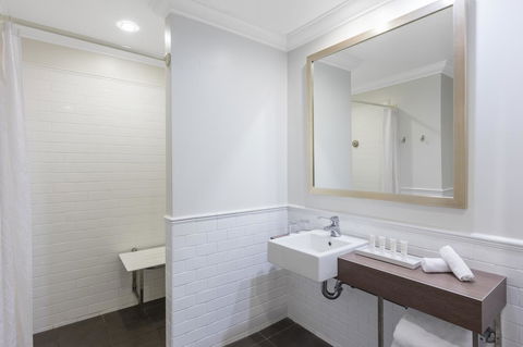 Crowne Plaza Terrigal Pacific, An IHG Hotel - Darwin Holiday 39