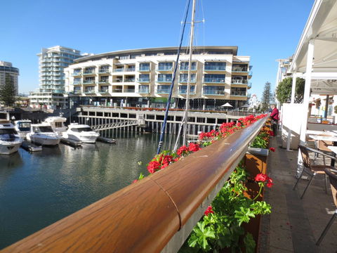 Lights Landing Apartments - Darwin Holiday 16