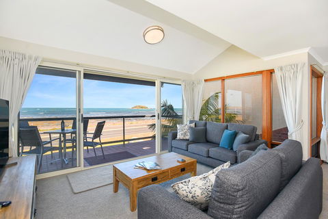 Franklin Beachfront Apartments - Darwin Holiday 6
