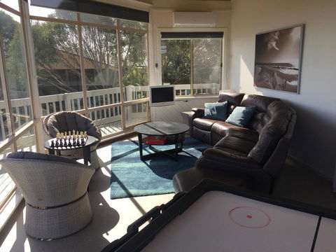 White Sands Holiday Retreat - Darwin Holiday 19