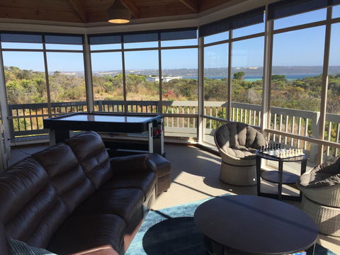 White Sands Holiday Retreat - Darwin Holiday 18