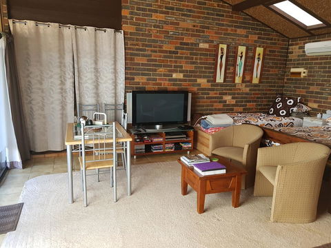 Three Linden - Darwin Holiday 2